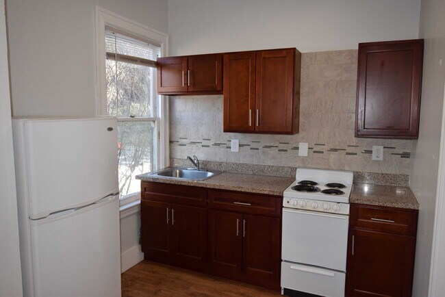 Building Photo - 1200 Haight St