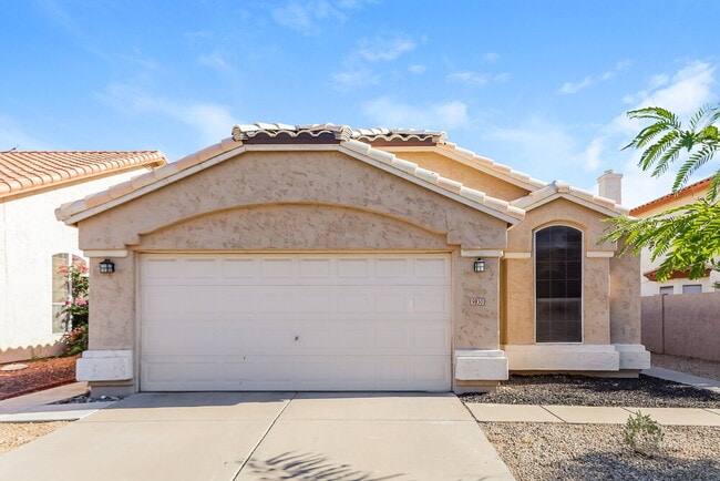 Building Photo - 9830 W Runion Dr