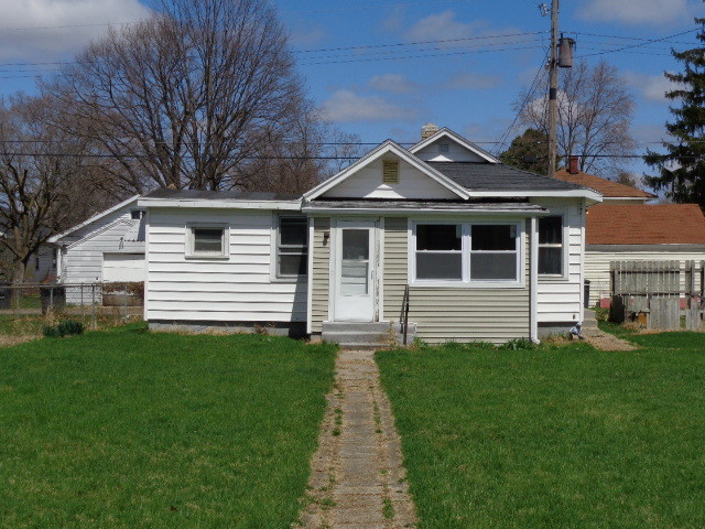 Primary Photo - 1345 E Donald St