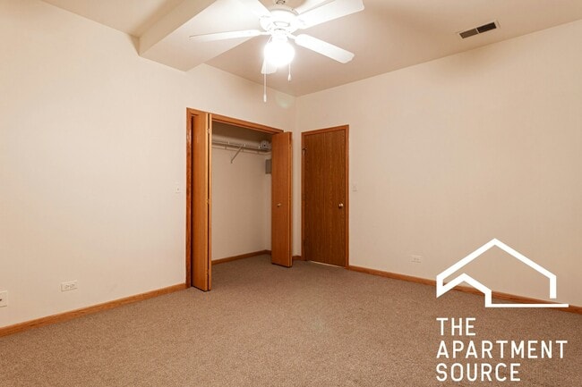 Building Photo - 3117 N Damen Ave