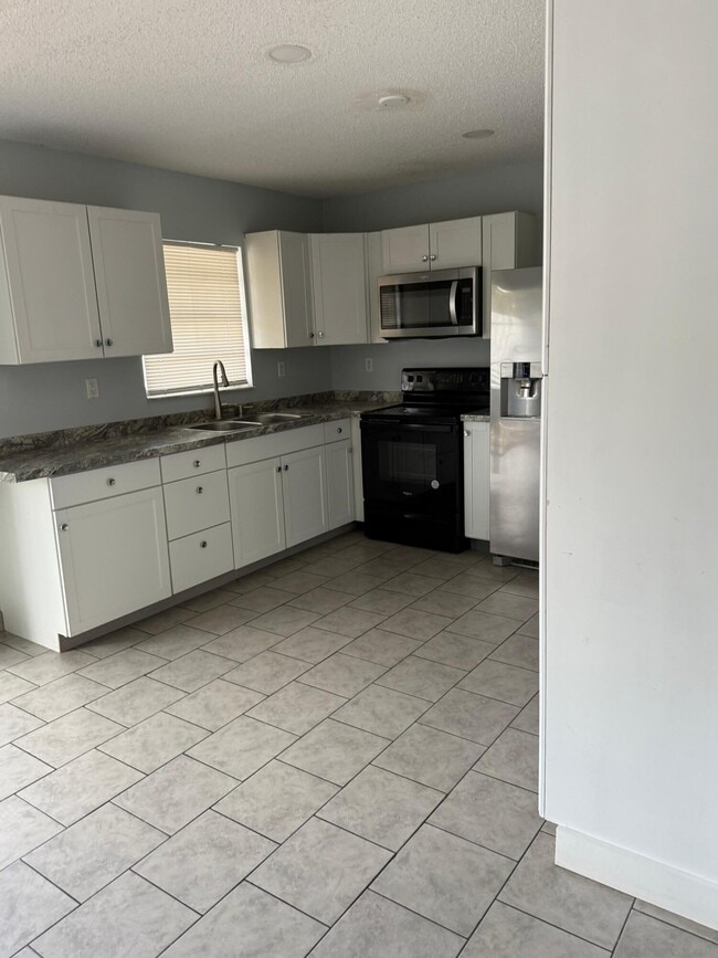 Building Photo - 29714 SW 158th Pl