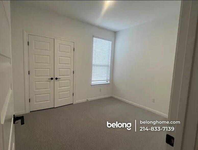 Building Photo - 2725 Woodall Dr