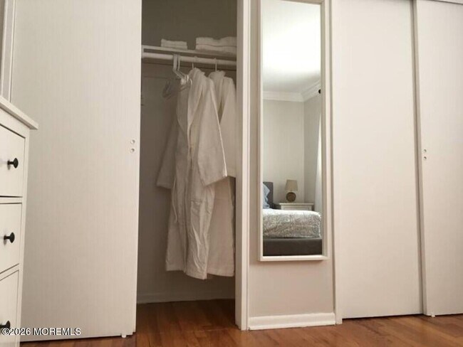 Building Photo - 167 Wyckoff Rd