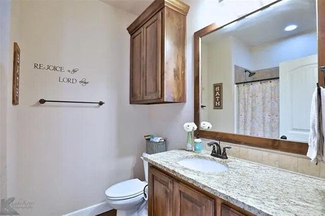 Building Photo - 7226 McLeod Dr