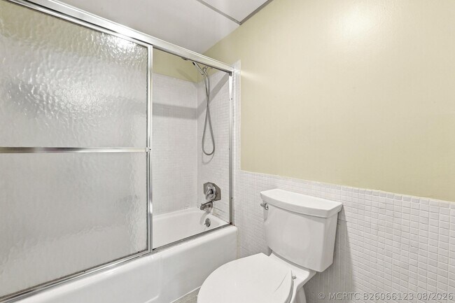 Building Photo - 1601 S Flagler Dr