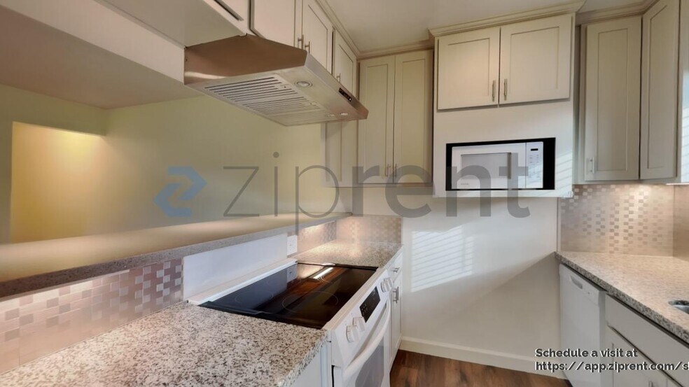 Building Photo - 2308 Peppertree Way