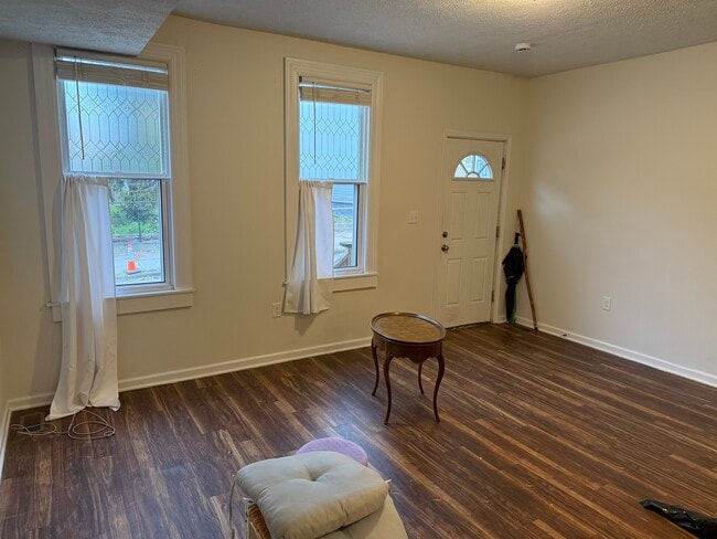 Building Photo - 3918 Howley St