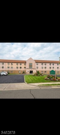 Building Photo - 701 Cranford Ave