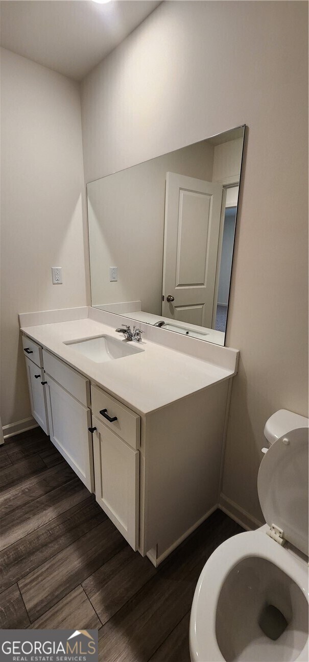 Building Photo - 303 Hynes Dr