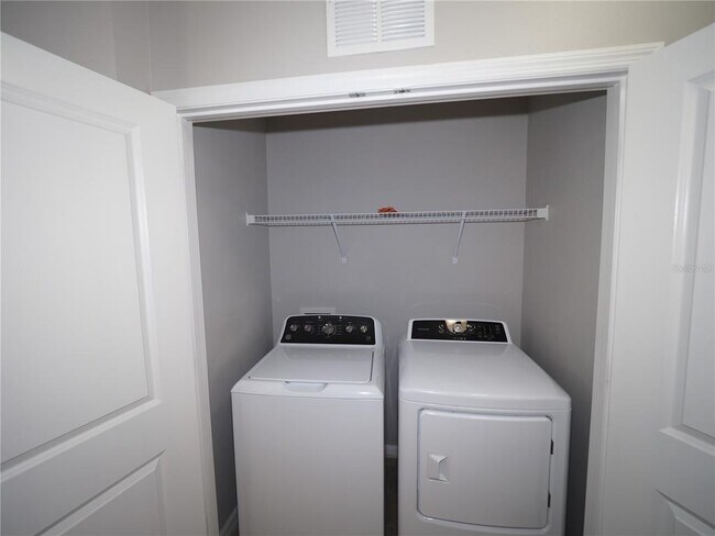 Building Photo - 2615 Midnight Pearl Dr