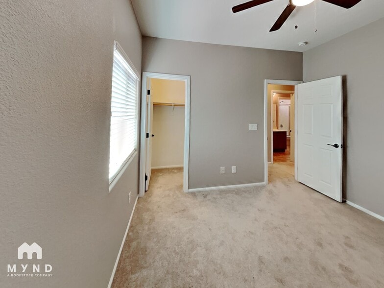 Building Photo - 8459 Spirit Vale Ave
