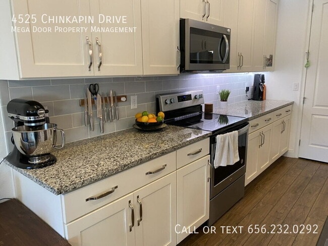 Building Photo - 4525 Chinkapin Dr