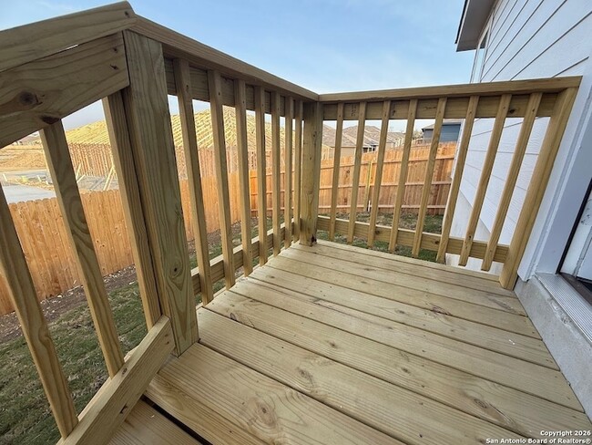 Building Photo - 252 Ottawa Wy