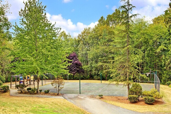 Building Photo - 2Bd/1.75Ba Bothell Condo