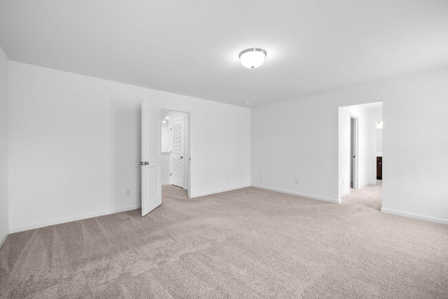 Building Photo - Spacious 4-Bedroom Rental in Desirable Arl...