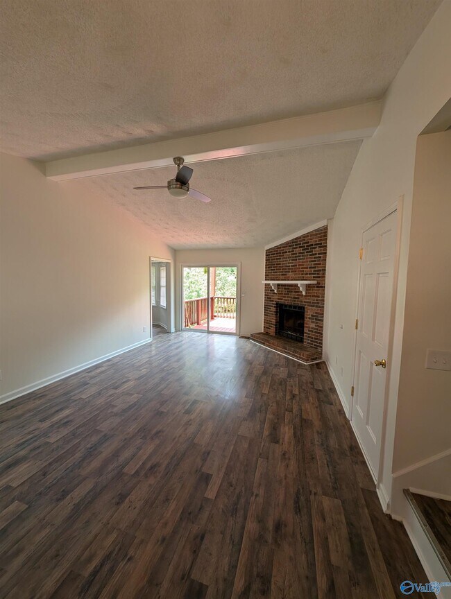 Building Photo - 1060 Sandy Springs Rd NW