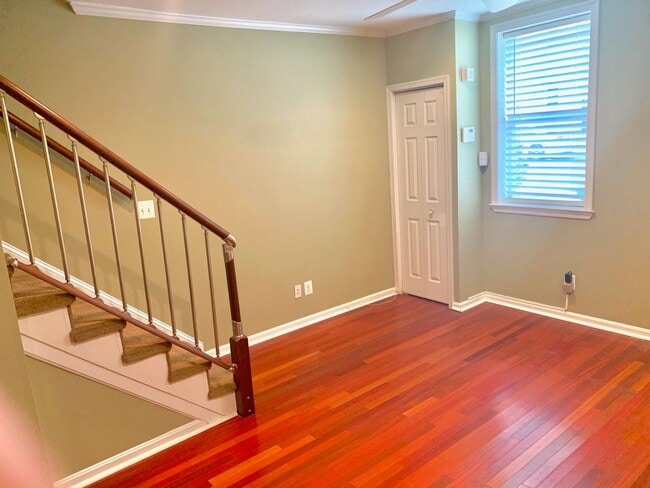 Building Photo - Charming 2-Bedroom, 2-Bath Townhome with Historic Character and Private Patio Near Fells Point