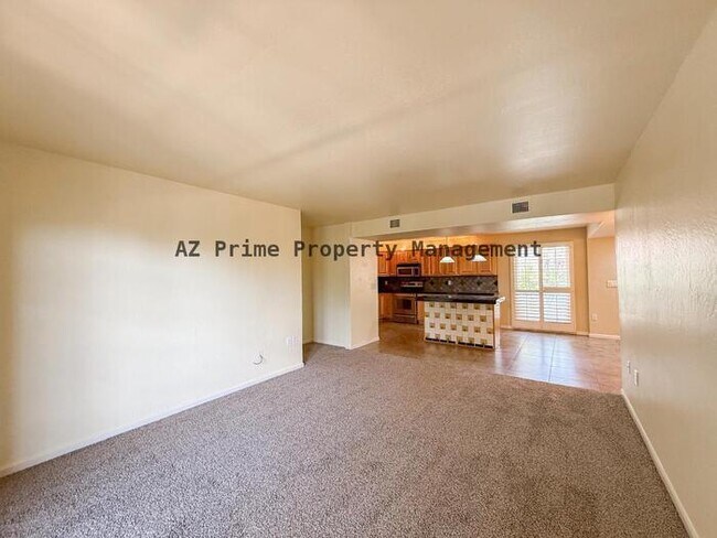 Building Photo - 7402 E Carefree Dr
