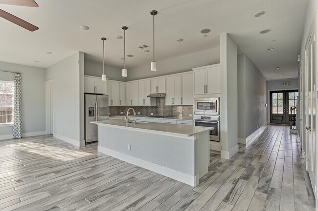 Building Photo - 2113 Solstice Blvd