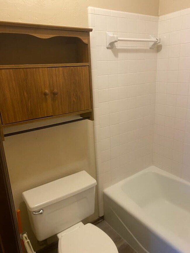 Building Photo - 10207 Shadowridge Dr