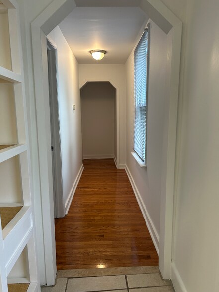 Building Photo - 30 Treno St