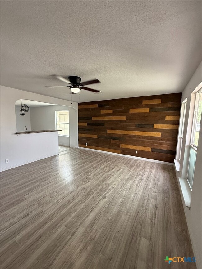 Building Photo - 426 Wind Gust