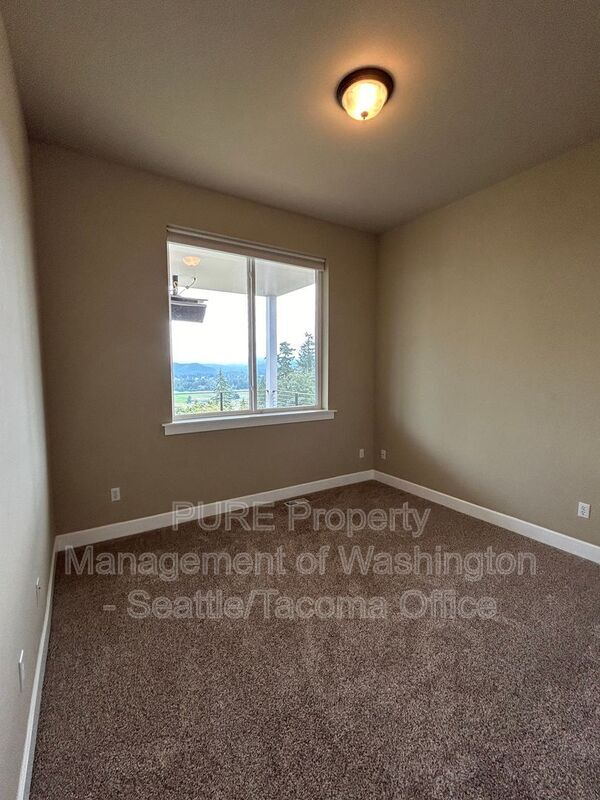 Building Photo - 16801 140th Ave E