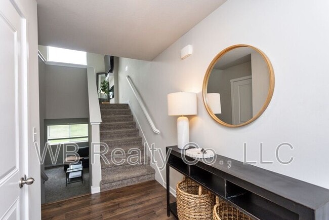 Building Photo - 9750 Turnpoint Dr