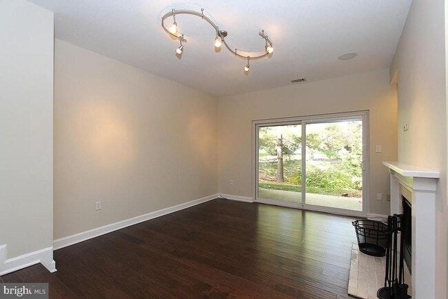 Building Photo - 18112 Windsor Hill Dr