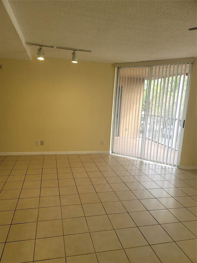 Building Photo - 3985 W McNab Rd