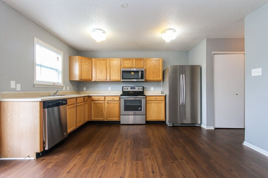 Building Photo - 3564 Cork Bend Dr