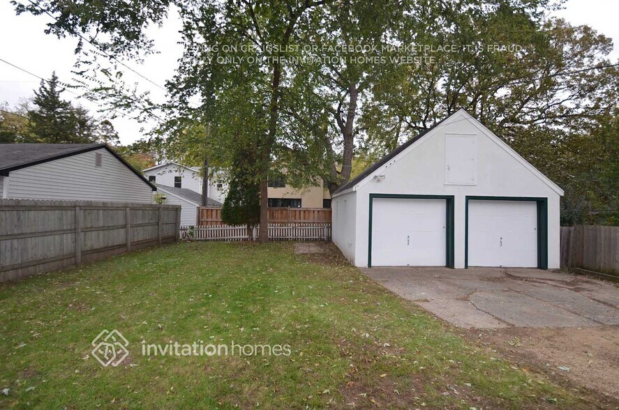 Building Photo - 6909 Morgan Ave S