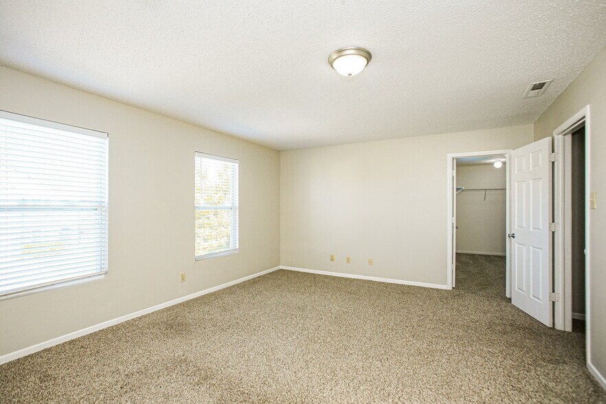 Building Photo - 3115 Black Forest Ln