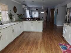 Building Photo - 505 Meres Blvd