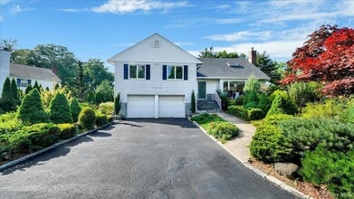 Building Photo - 118 Van Etten Blvd