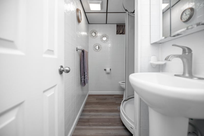 Building Photo - 3819 W Warwick Dr