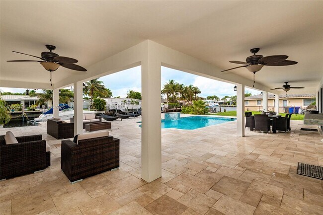 Building Photo - 1912 Ocean Mist Dr