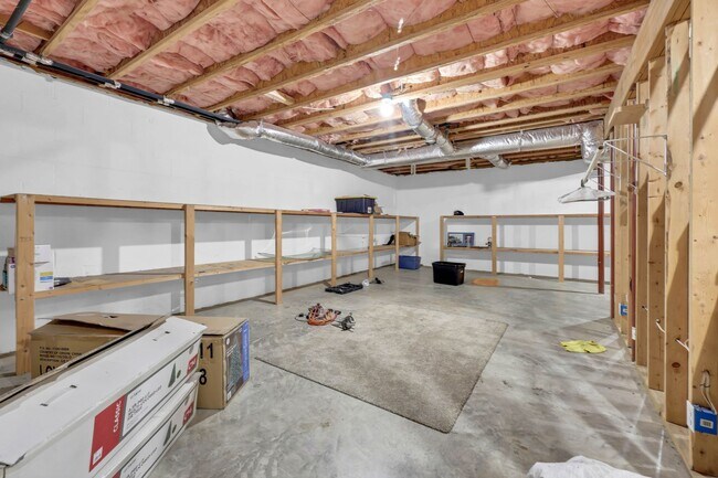 Building Photo - 4276 N Woodstock Dr