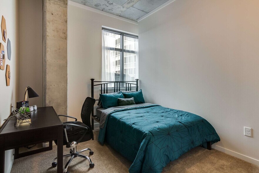 Building Photo - 28 Woolfe St