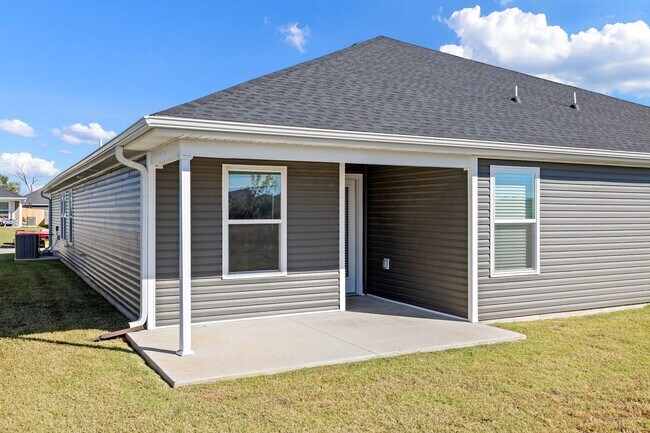 Building Photo - 3-Bedroom Home In Suburban-Style Neighborhood!