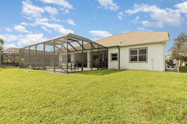 Building Photo - 4859 Chastain Dr