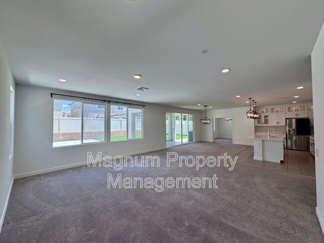 Building Photo - 34118 Willow Stone St