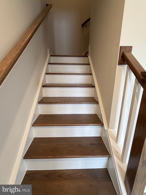 Building Photo - 9313 Klamath Ct