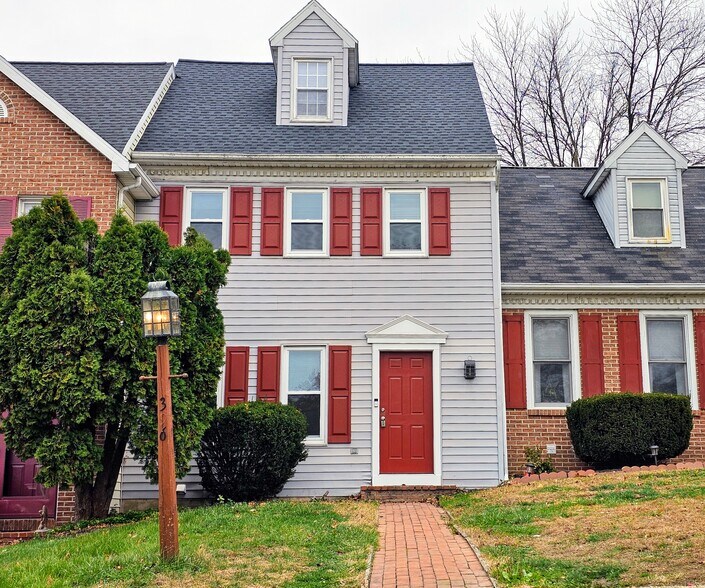 Primary Photo - 396 Cardinal Rd