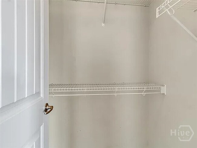 Building Photo - 173 Brickhill Cir