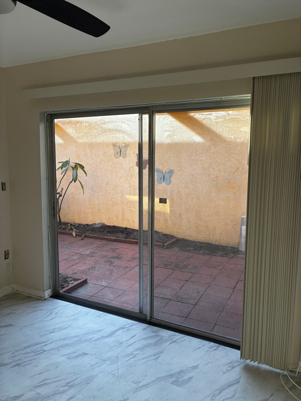 Building Photo - 5428 Larchmont Ct