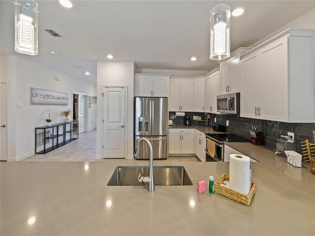 Building Photo - 9084 Sommerset Hills Dr