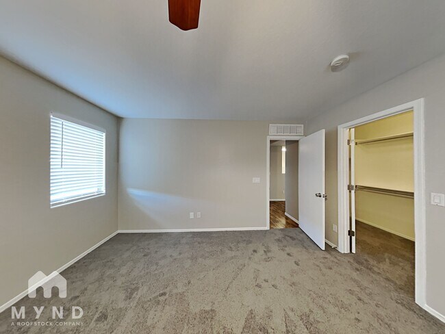 Building Photo - 10413 W Miami St