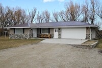 Building Photo - 272 WY-335