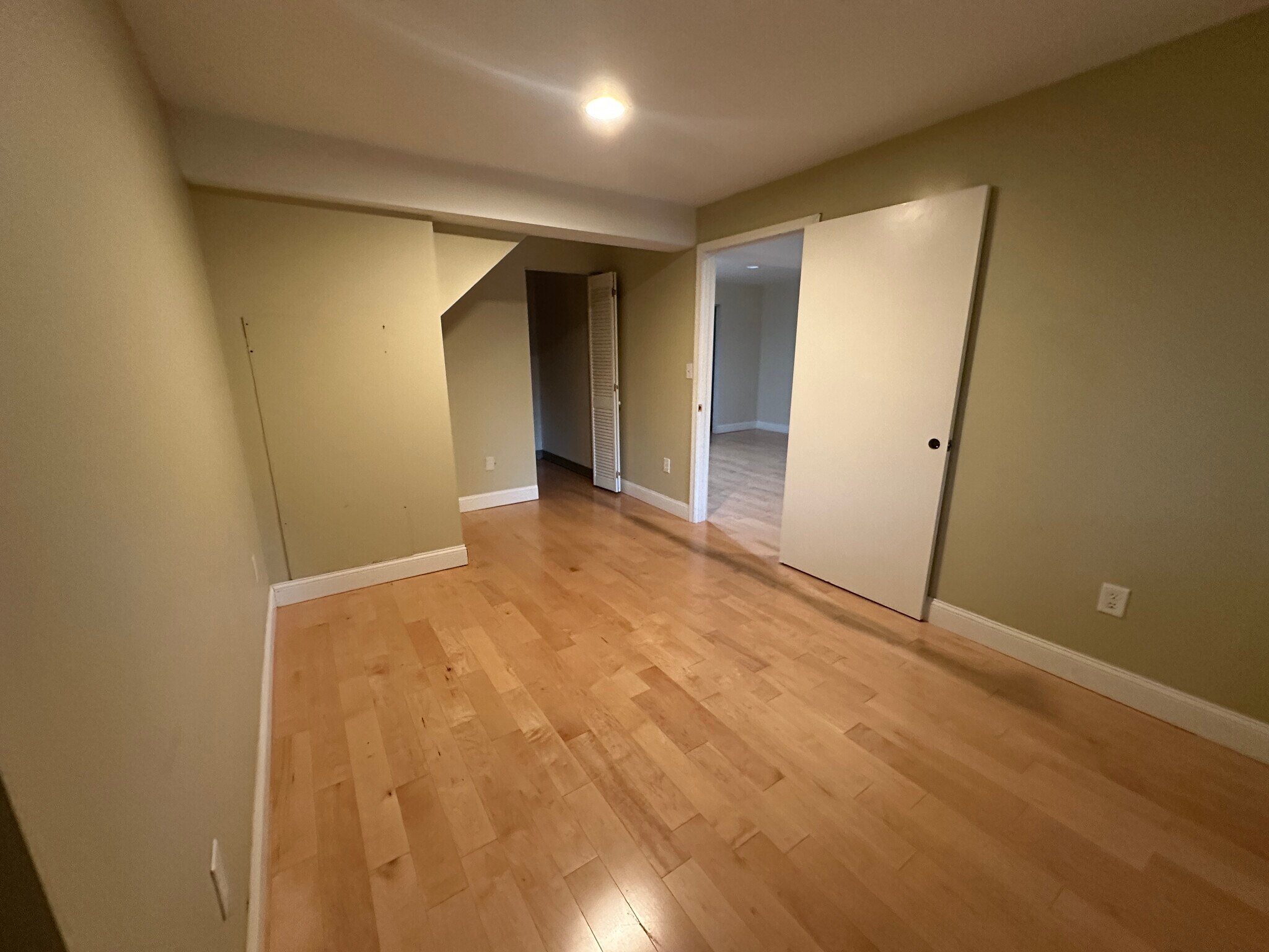 Downstairs office/gym space - M6 Stonehedge Dr